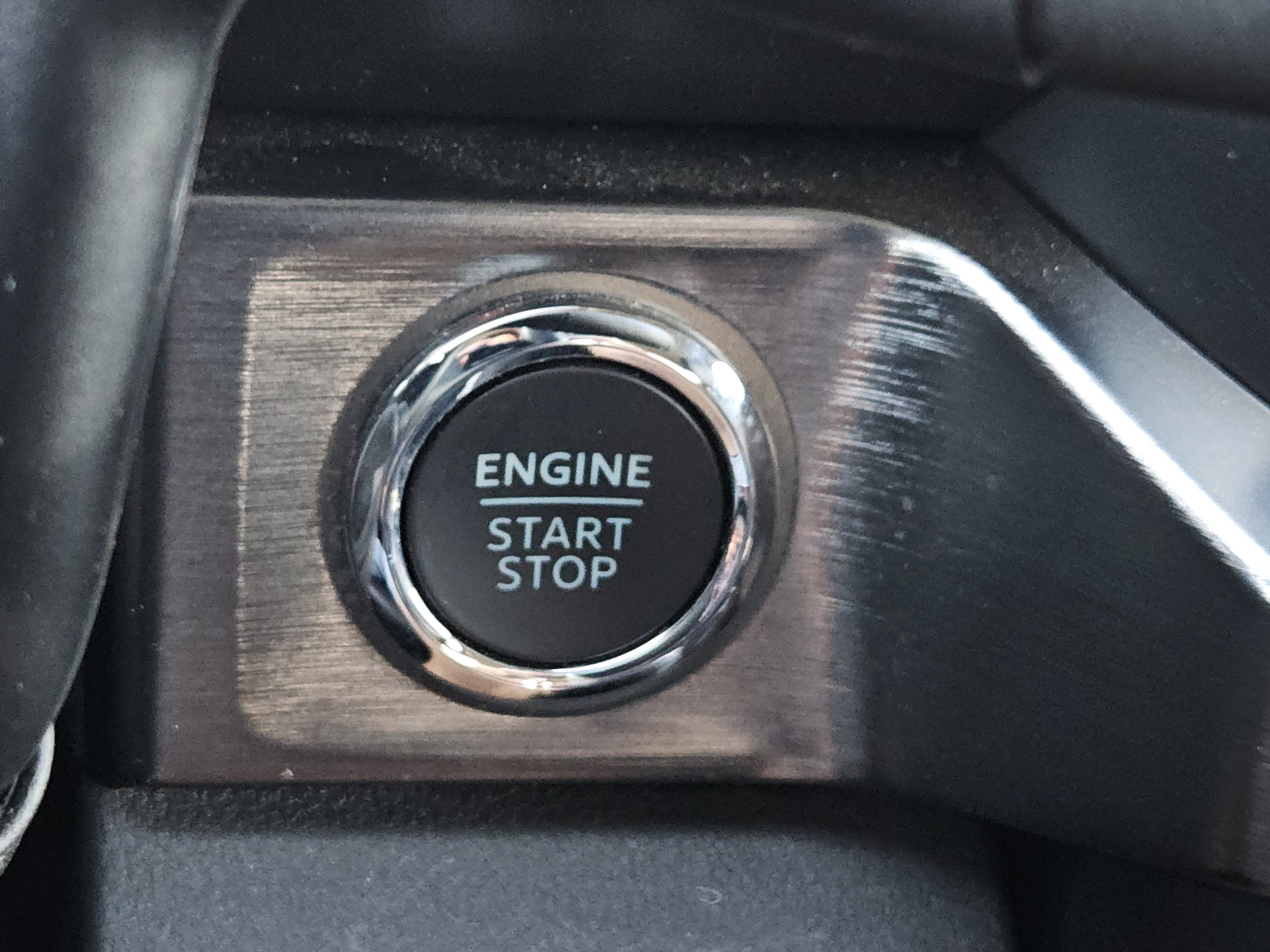 Used 2024 Ford F250 Lariat w/ FX4 Off-Road Package AWD/4WD image 18