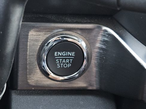 Used 2024 Ford F250 Lariat w/ FX4 Off-Road Package AWD/4WD image 18