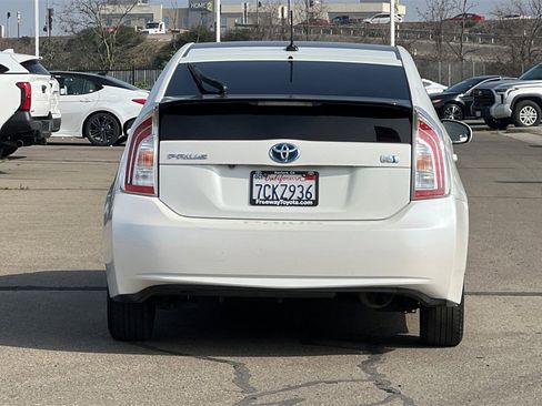 Used 2013 Toyota Prius Four image 6
