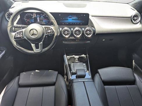 Used 2023 Mercedes-Benz GLA 250 4MATIC image 16