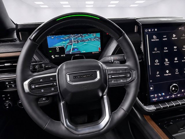 Used 2026 GMC Yukon Denali w/ Denali Reserve Package AWD/4WD image 31