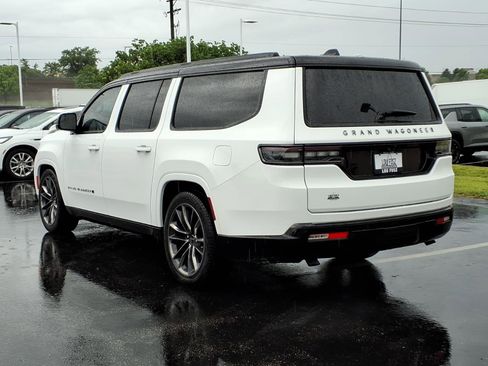 Used 2024 Jeep Grand Wagoneer L Series II w/ Quick Order Packagew 28T AWD/4WD image 5