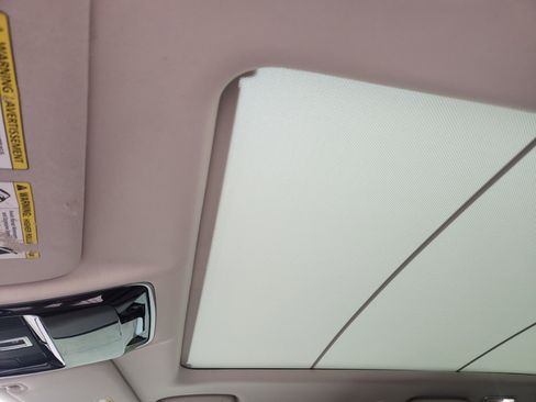 Used 2018 Land Rover Range Rover Sport HSE image 25