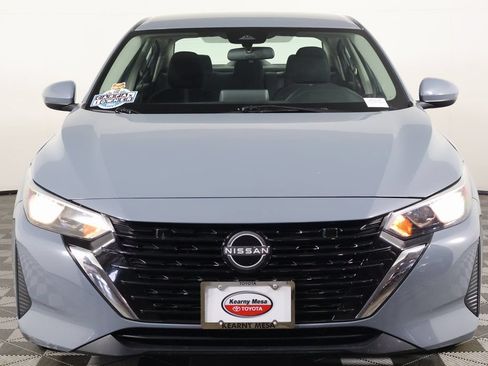 Used 2024 Nissan Sentra SV FWD image 2