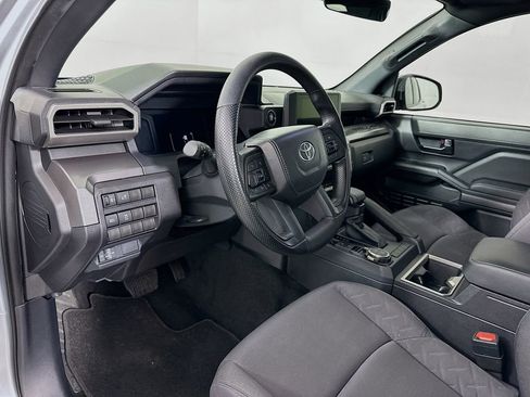 Certified 2024 Toyota Tacoma SR5 image 9