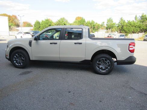 New 2025 Ford Maverick XLT w/ Equipment Group 301A image 8
