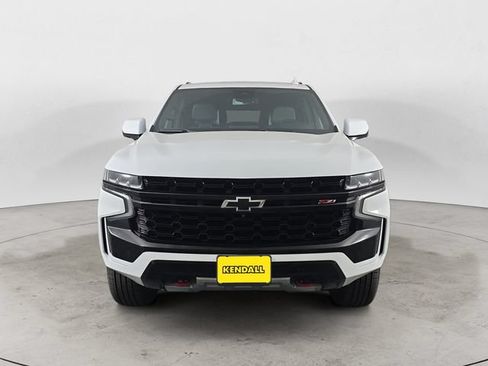 Certified 2023 Chevrolet Suburban Z71 w/ Luxury Package AWD/4WD image 2