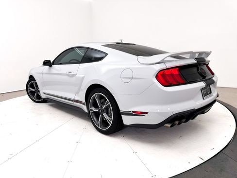 Used 2022 Ford Mustang GT Premium w/ Equipment Group 401A RWD image 2