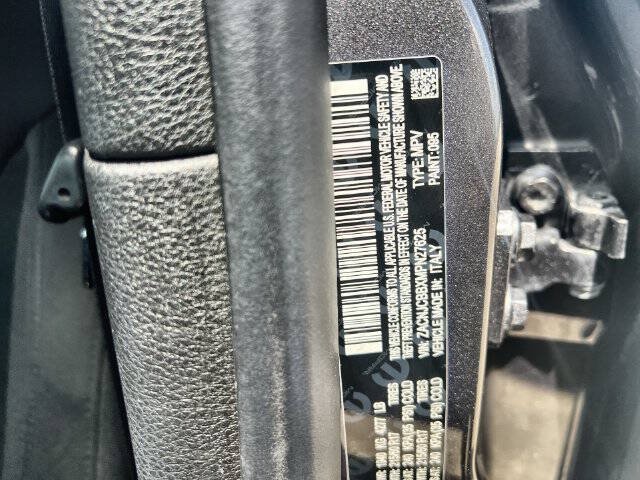 Used 2021 Jeep Renegade Latitude FWD image 33