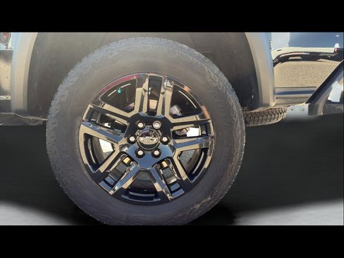 Used 2024 Chevrolet Colorado Trail Boss w/ Advanced Trailering Package AWD/4WD image 27