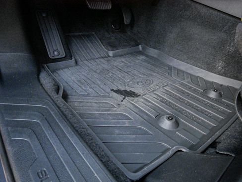 Used 2024 Subaru Ascent Onyx Edition Limited image 17