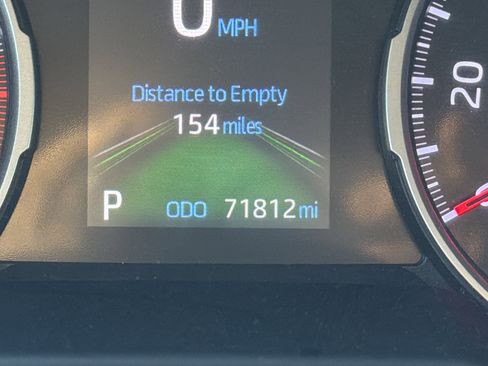 Used 2019 Toyota RAV4 XLE image 10