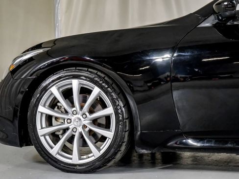 Used 2010 INFINITI G37 Convertible w/ Premium Pkg RWD image 12
