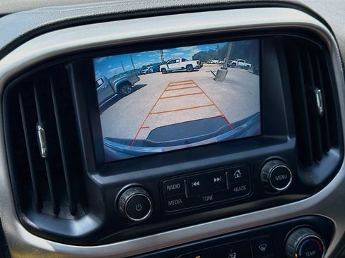Used 2017 GMC Canyon SLE RWD image 14