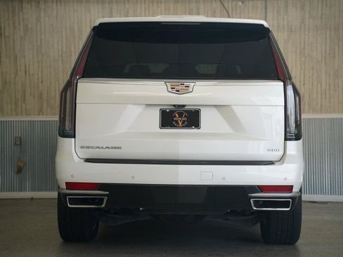 Used 2021 Cadillac Escalade Premium Luxury w/ Driver Assist Tech Package AWD/4WD image 9
