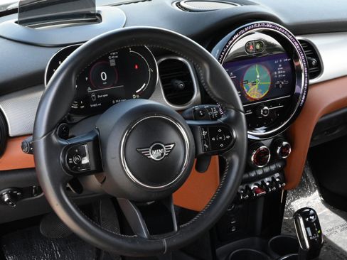 Used 2023 MINI Cooper S FWD image 15