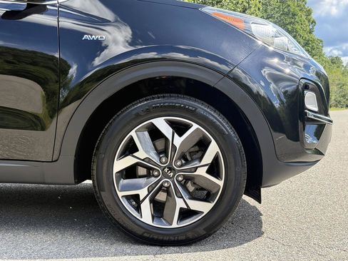 Used 2020 Kia Sportage EX AWD/4WD image 11