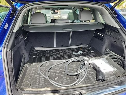 Certified 2023 Audi Q5 e Premium Plus image 12