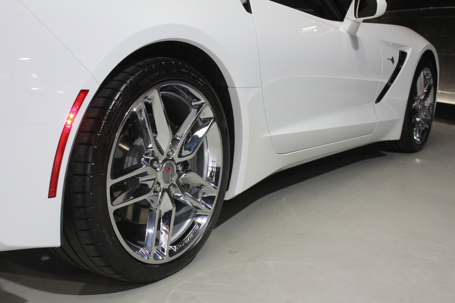 Used 2019 Chevrolet Corvette Stingray Coupe w/ 3LT Preferred Equipment Group RWD image 30