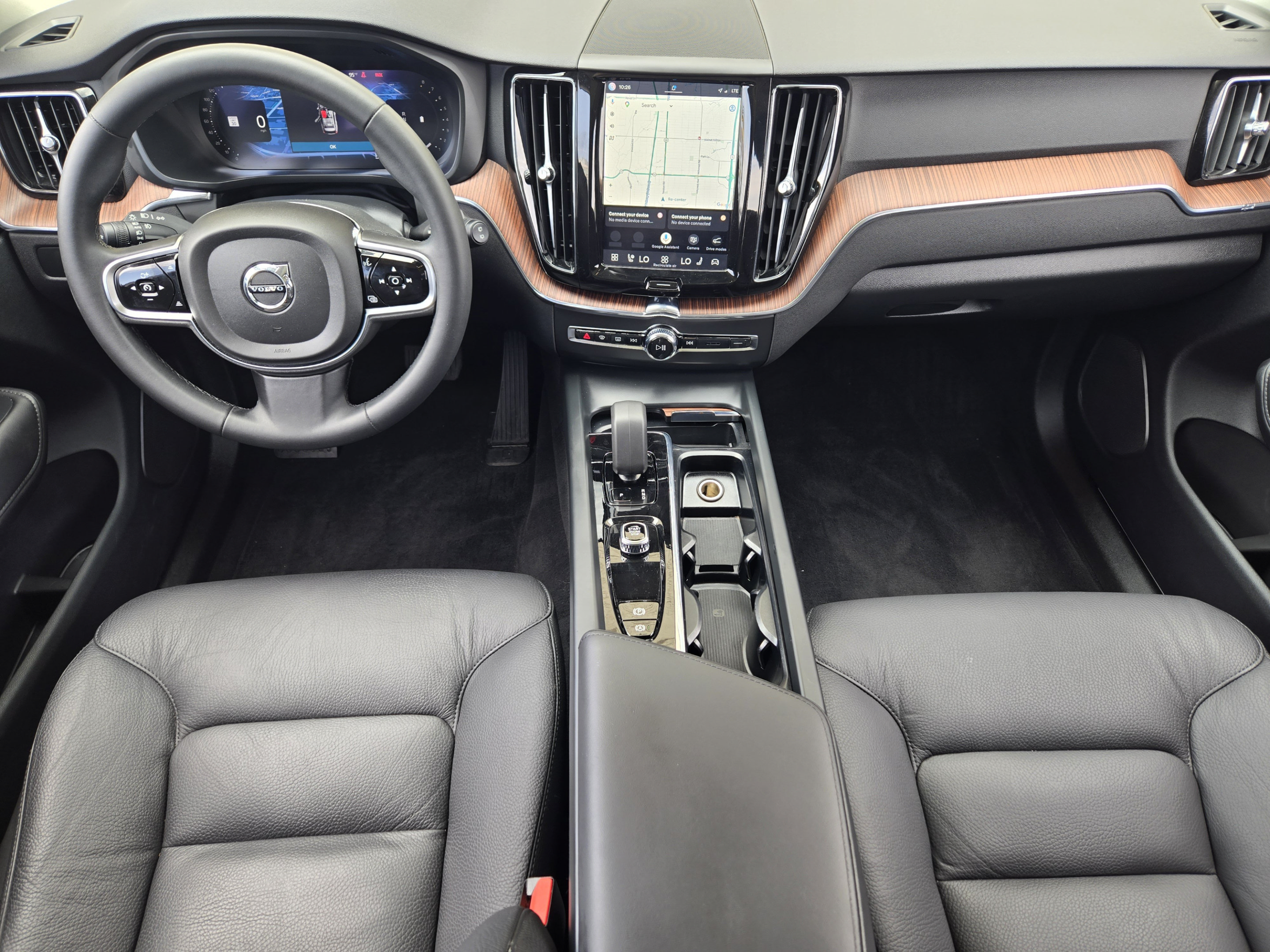 Used 2024 Volvo XC60 B5 Plus w/ Protection Package Premier AWD/4WD image 25