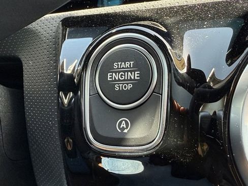 Certified 2025 Mercedes-Benz CLA 250 4MATIC image 30