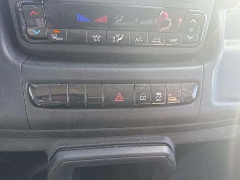 Used 2023 RAM ProMaster 2500 image 26