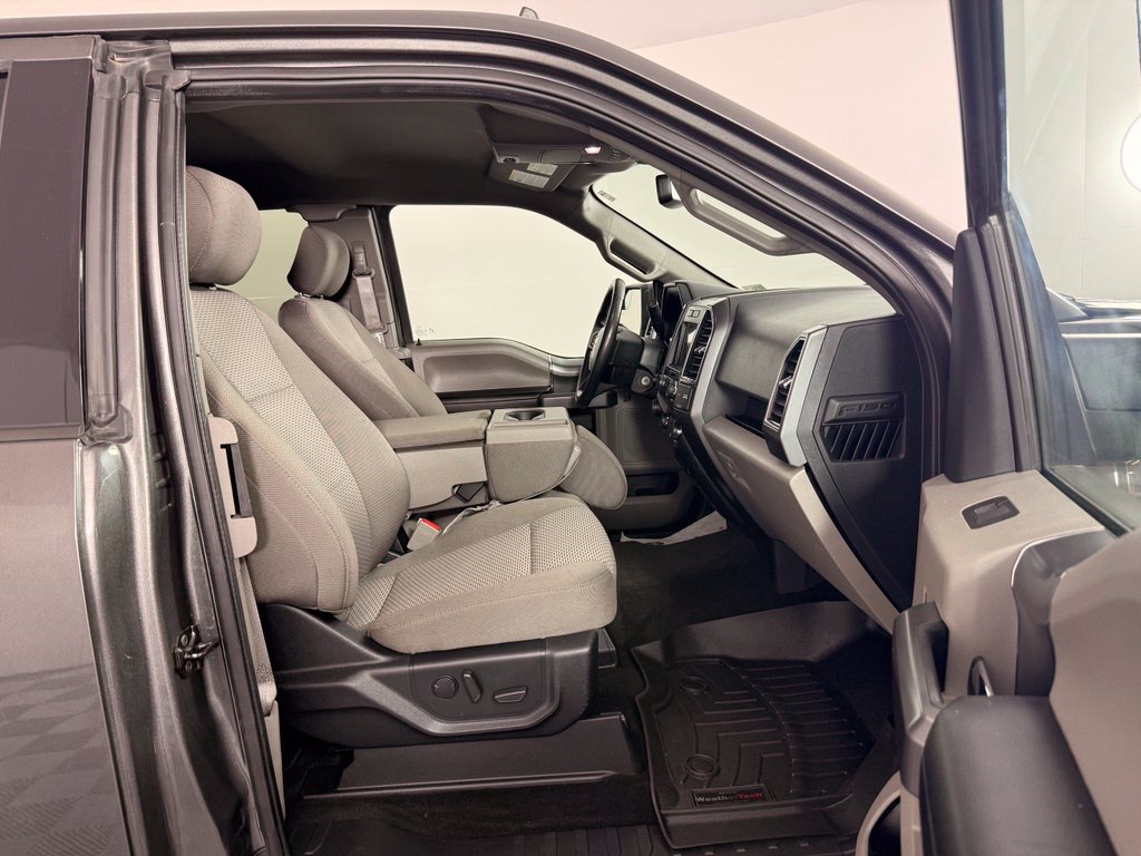 Used 2020 Ford F150 XLT w/ Equipment Group 302A Luxury AWD/4WD image 15