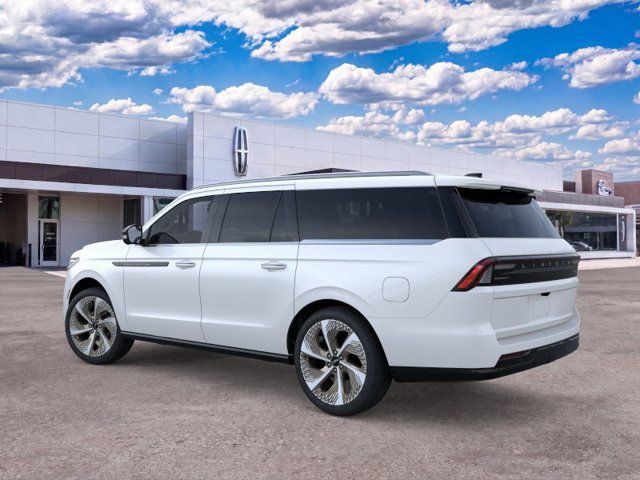New 2026 Lincoln Navigator L Black Label AWD/4WD image 4