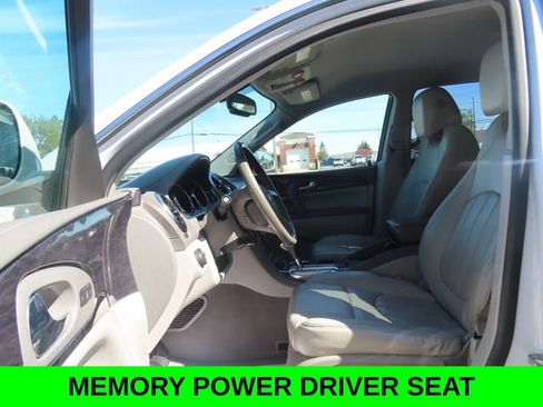 Used 2017 Buick Enclave Leather w/ Trailering Package AWD/4WD image 17