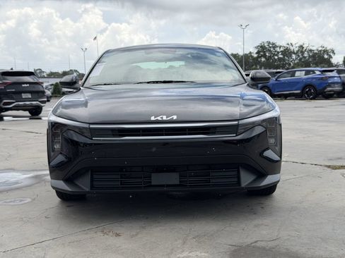 New 2026 Kia K4 FWD image 10