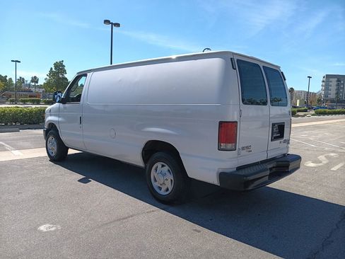 Used 2013 Ford E-150 and Econoline 150 RWD image 7