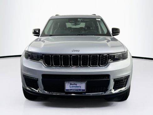 Used 2023 Jeep Grand Cherokee L Limited AWD/4WD image 2