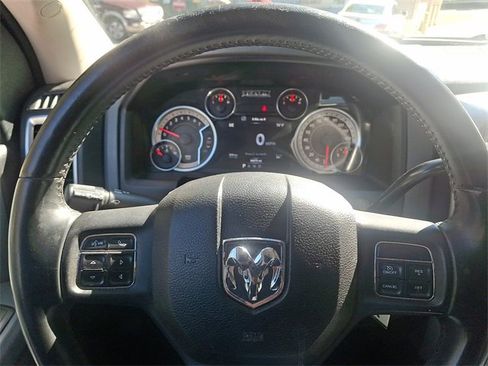 Used 2017 RAM 2500 SLT w/ Luxury Group image 20