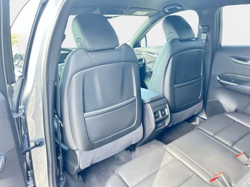 Used 2024 Cadillac XT4 Sport FWD image 12