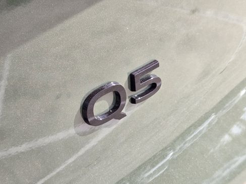 New 2025 Audi Q5 Prestige image 14