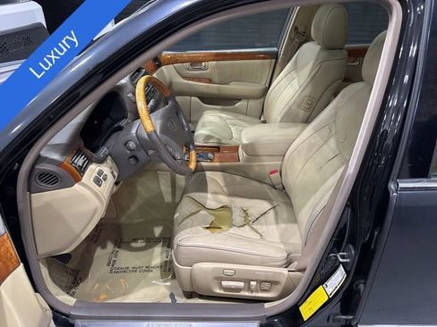 Used 2004 Lexus LS 430 RWD image 16