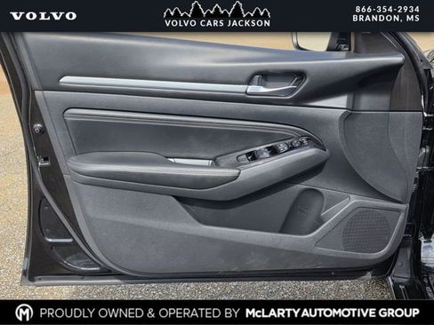 Used 2020 Nissan Altima 2.5 SV image 14