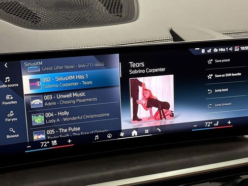 Used 2026 BMW X5 xDrive50e w/ M Sport Package image 23