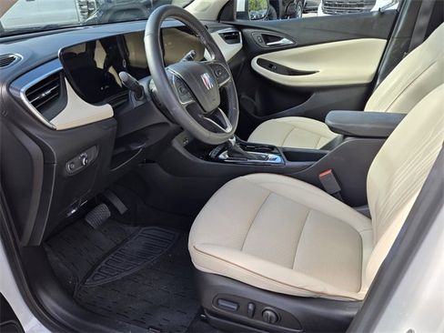 Used 2024 Buick Encore GX Avenir w/ Avenir Technology Package image 7