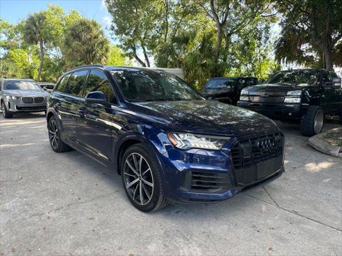 Used 2023 Audi Q7 3.0T Prestige w/ Prestige Package AWD/4WD image 4