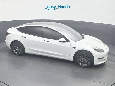 Used 2021 Tesla Model 3 Standard Range Plus RWD image 23