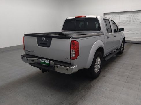 Used 2015 Nissan Frontier SV w/ SV Value Truck Package RWD image 9