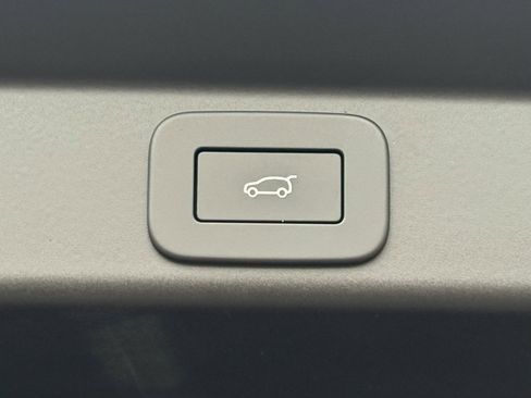 New 2025 Land Rover Range Rover Sport Dynamic SE image 35