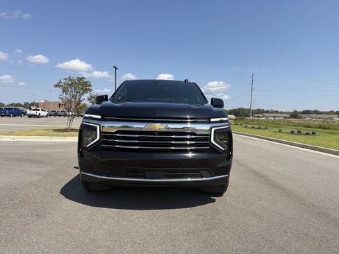 Used 2025 Chevrolet Tahoe LT RWD image 8