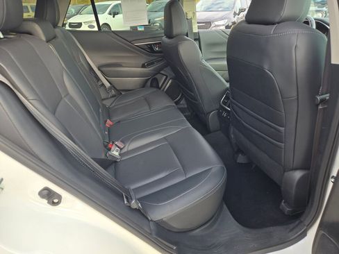 Certified 2023 Subaru Outback Limited image 9