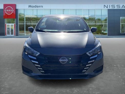 New 2025 Nissan Versa SV image 2