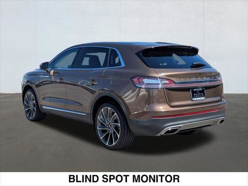 Certified 2022 Lincoln Nautilus Reserve w/ Equipment Group 201A AWD/4WD image 3