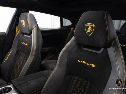 Used 2024 Lamborghini Urus Performante image 47