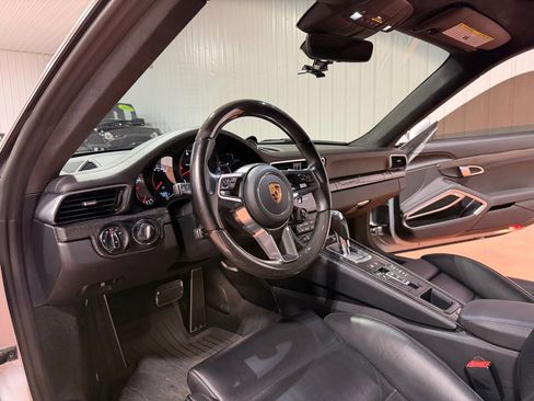 Used 2019 Porsche 911 Turbo AWD/4WD image 27