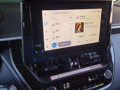 Used 2025 Toyota Corolla LE image 17